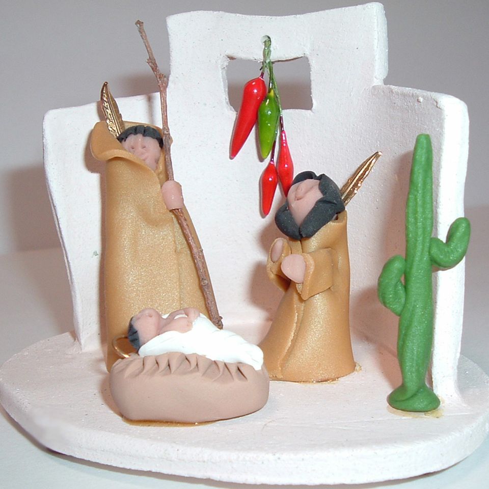 Nativity set  11