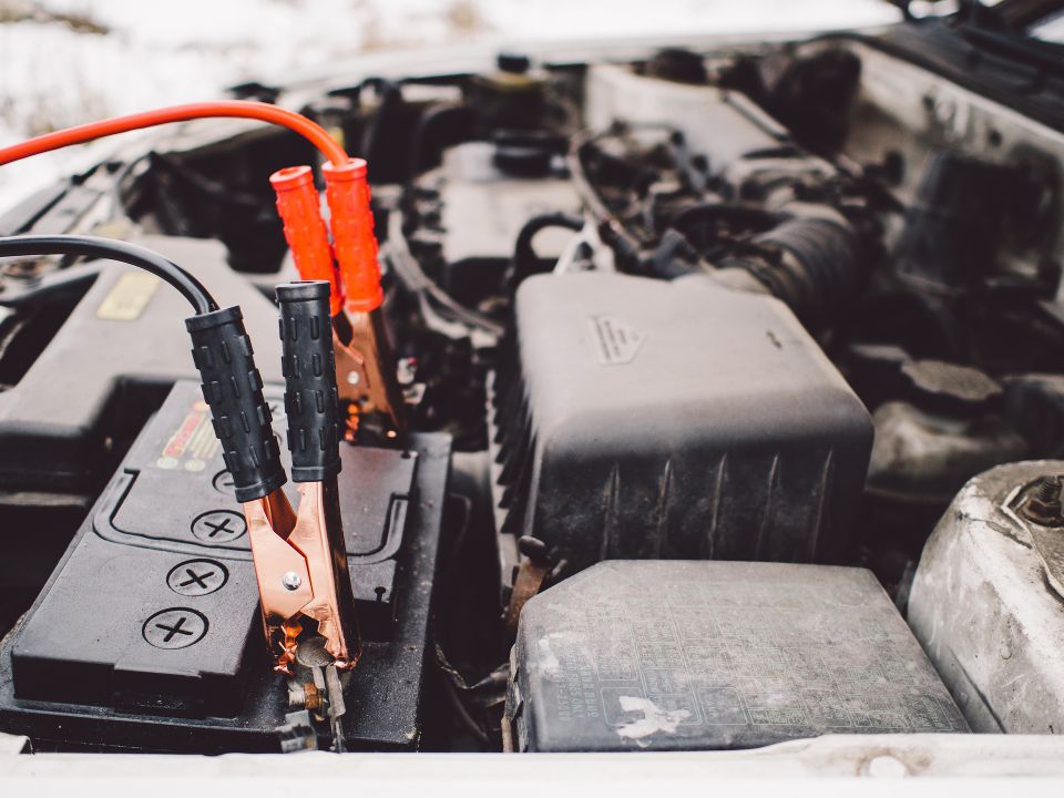 Dead Battery & Car Jump Start Service