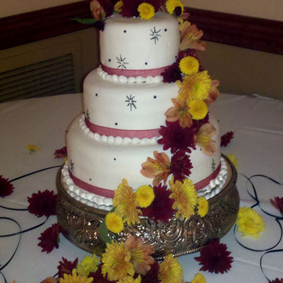 Wed cake 20520180617 18038 4xl6ym
