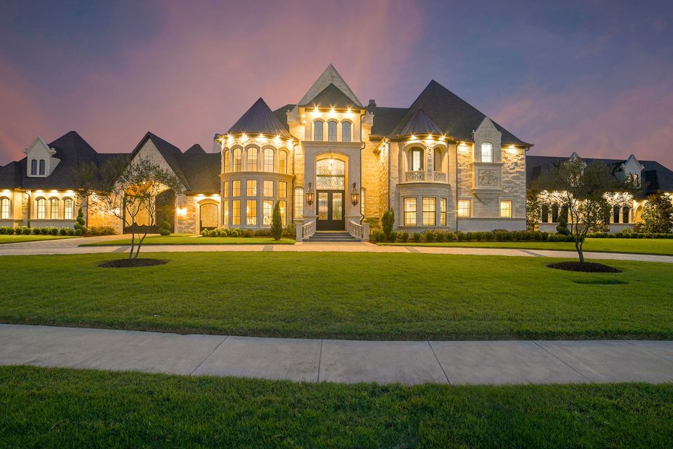 Exterior home lighting