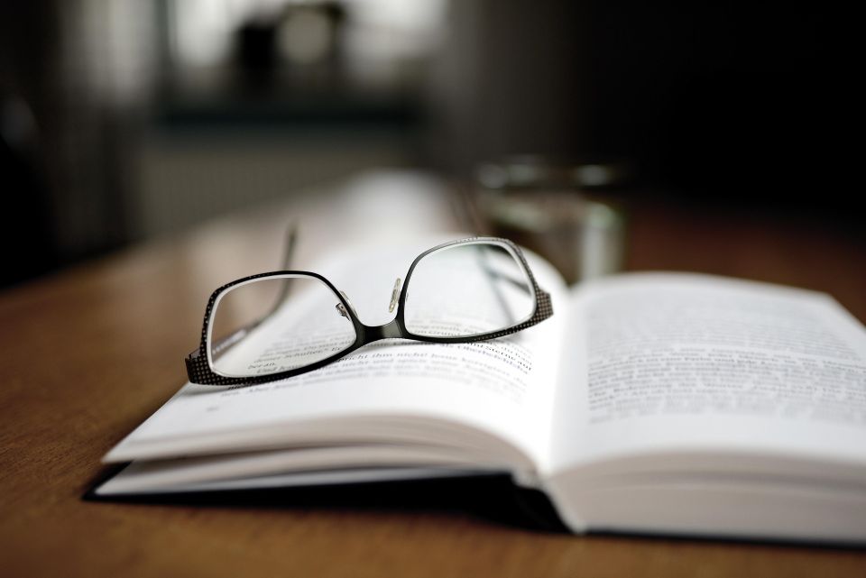 Book g0c399237e 1920