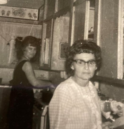 Phyllis and anna williams st. deadwood
