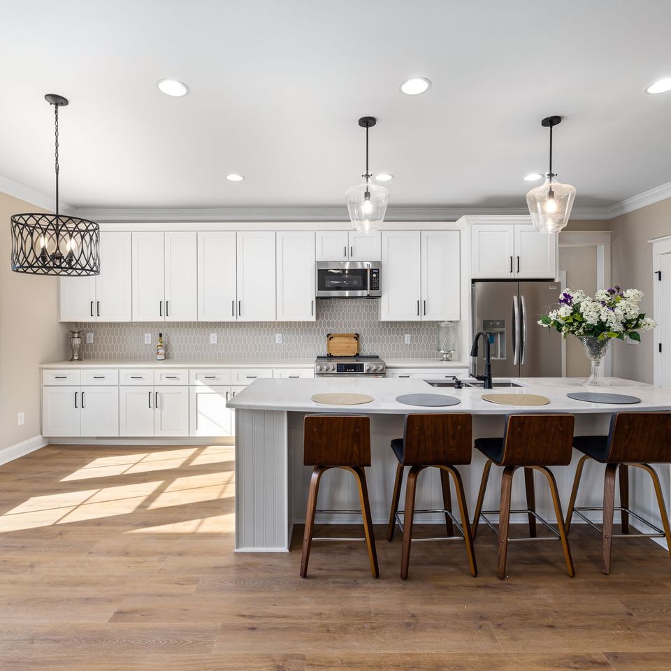 18 web or mls 7k5a2938