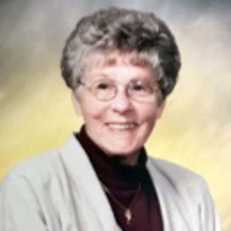 Ione shadduck (cropped)