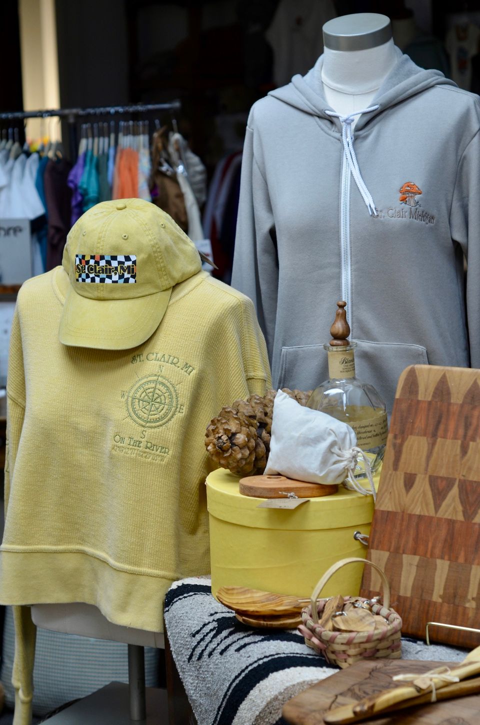 Apparel display