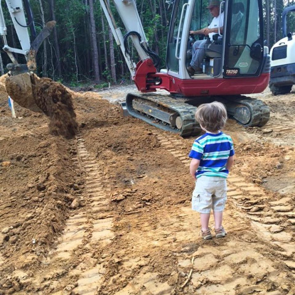 Gene's Backhoe Services 