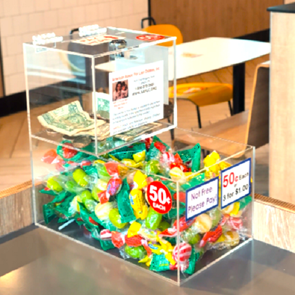 Compact Locking Acrylic Vending Honor Boxes Designed for Profit