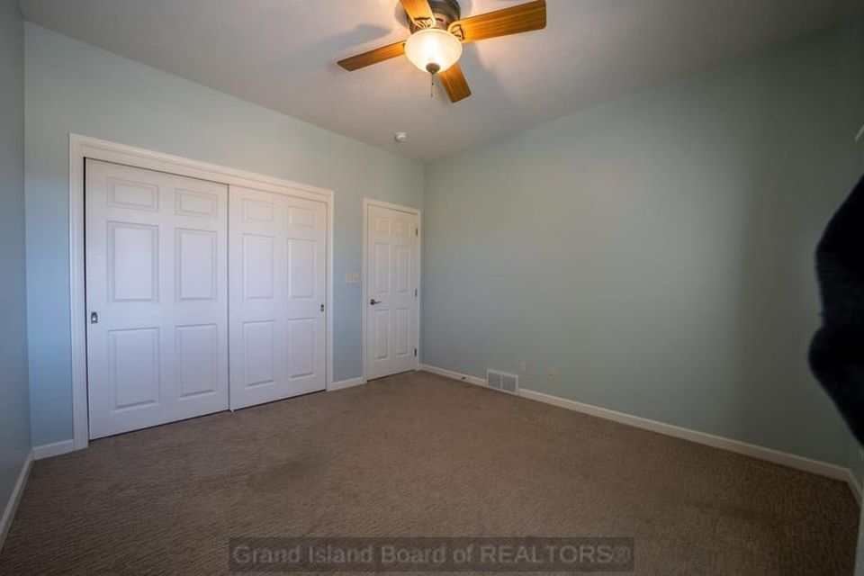 3811 meadowlark cir grand island ne 68803 d 6