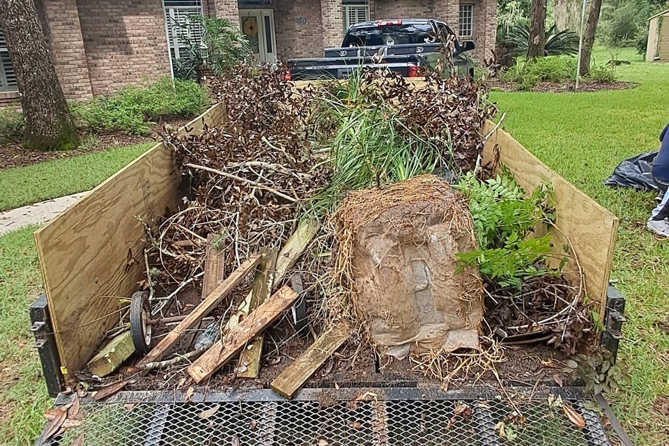 Fcmoveyard debris
