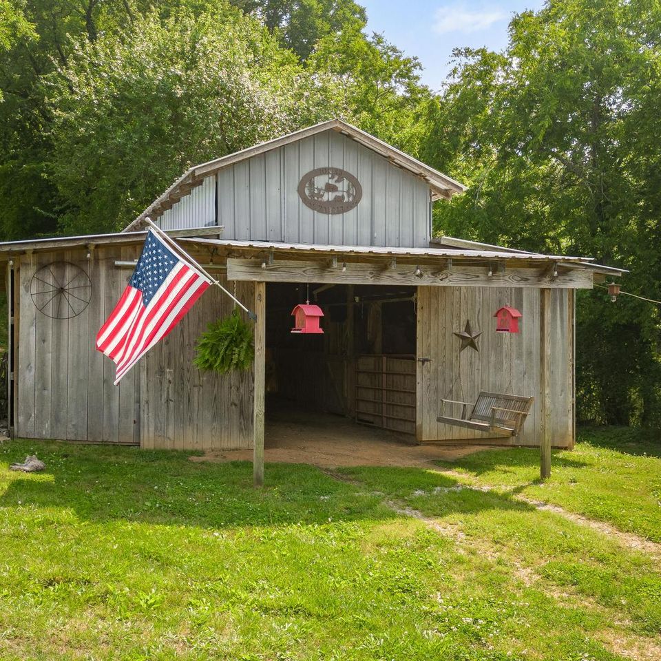 2282 abernathy rd 12