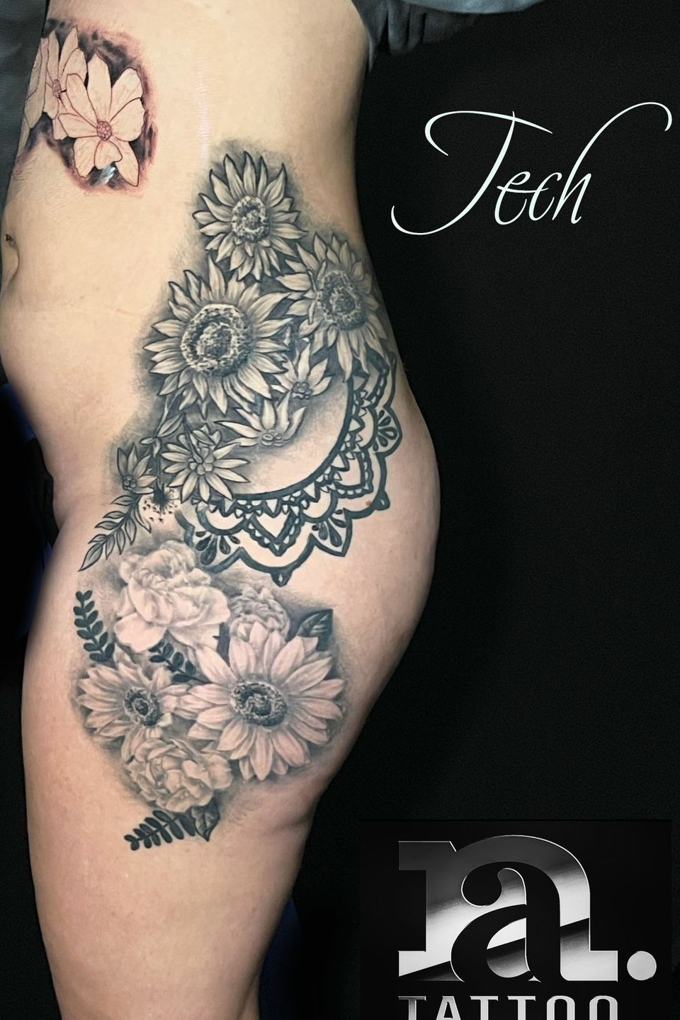 Tech floral design pic