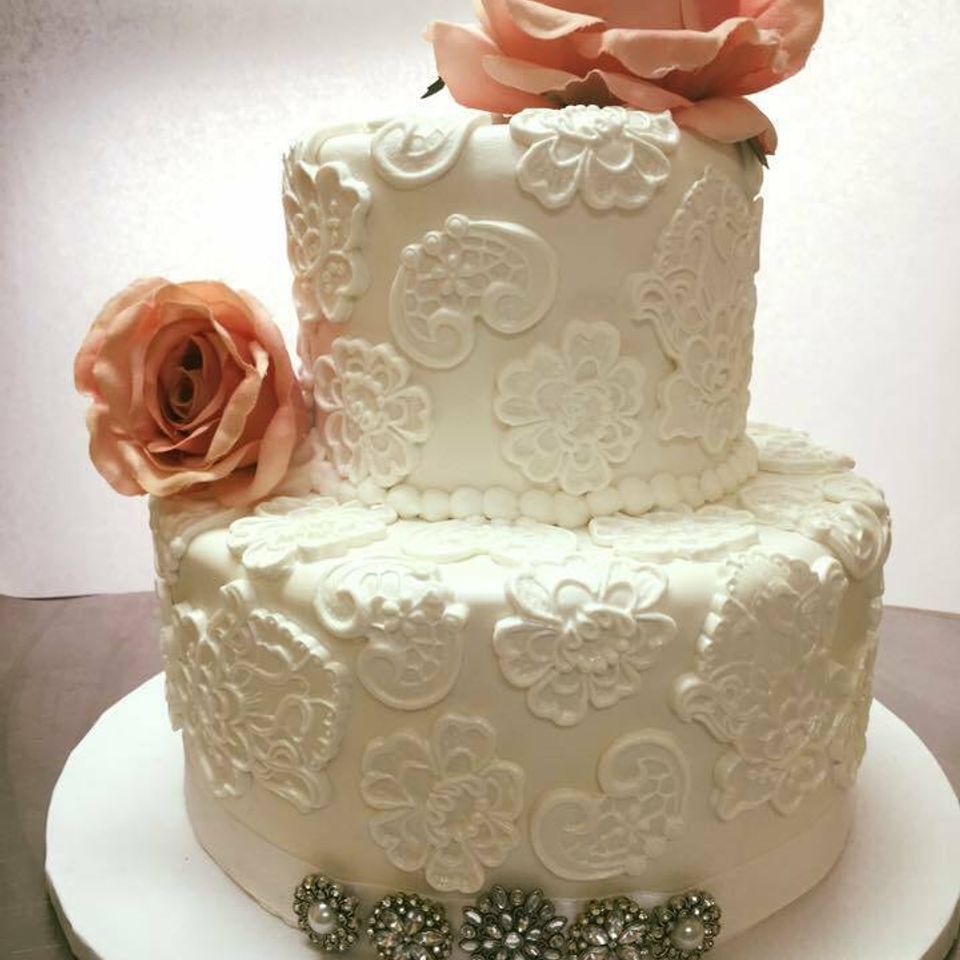 Duke bakery alton wedding cake2