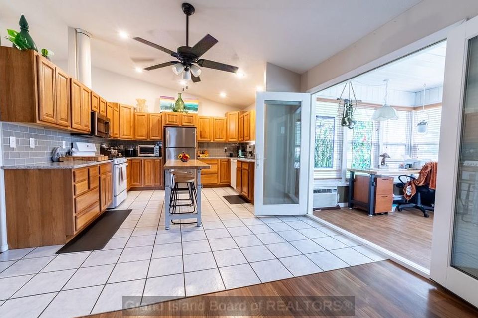 15 via trivoli grand island  ne 68803 b 2