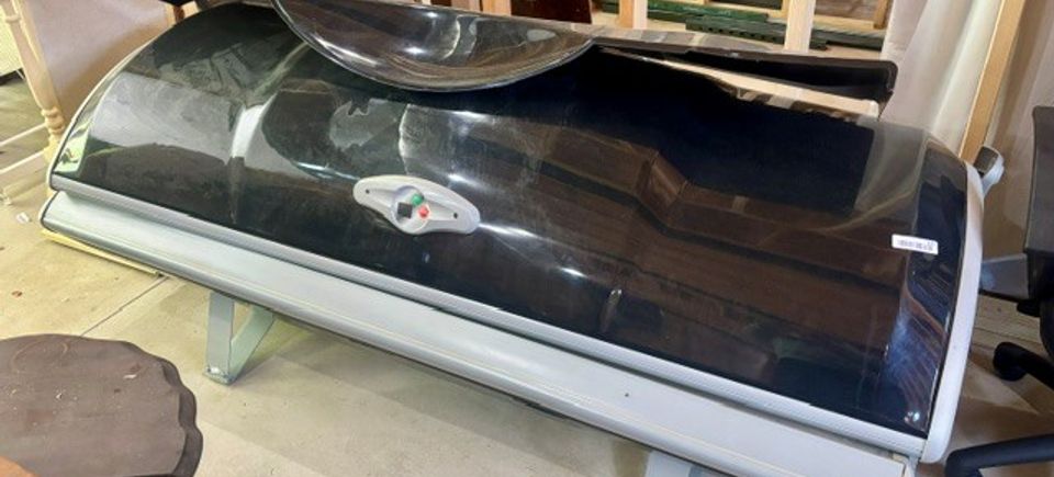 Tanning bed