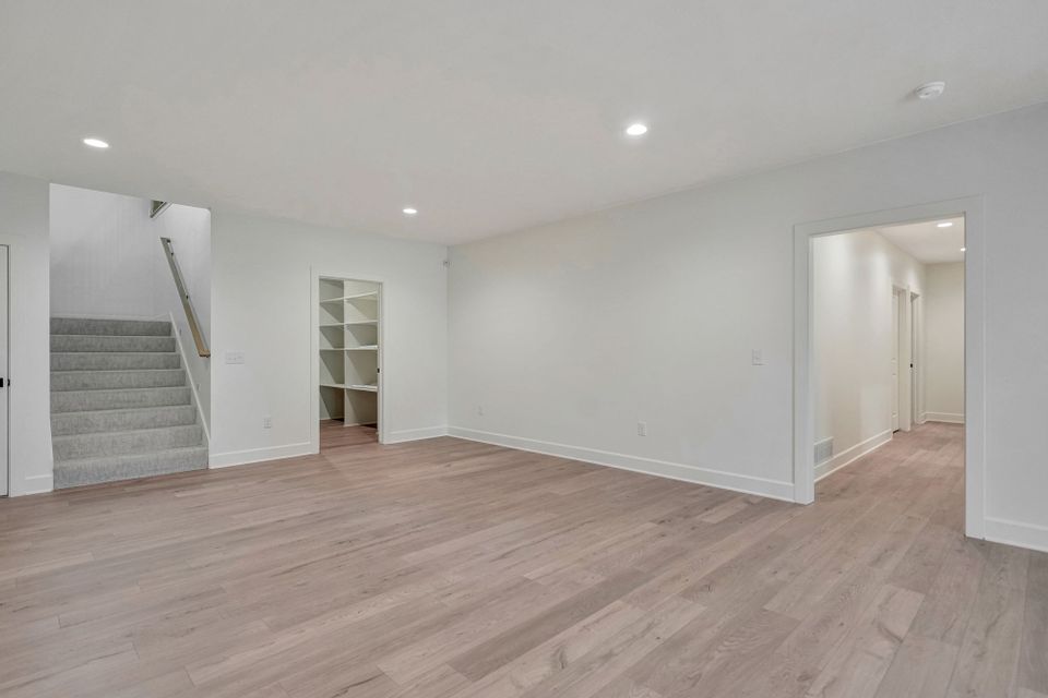 3611 tree line dr 65