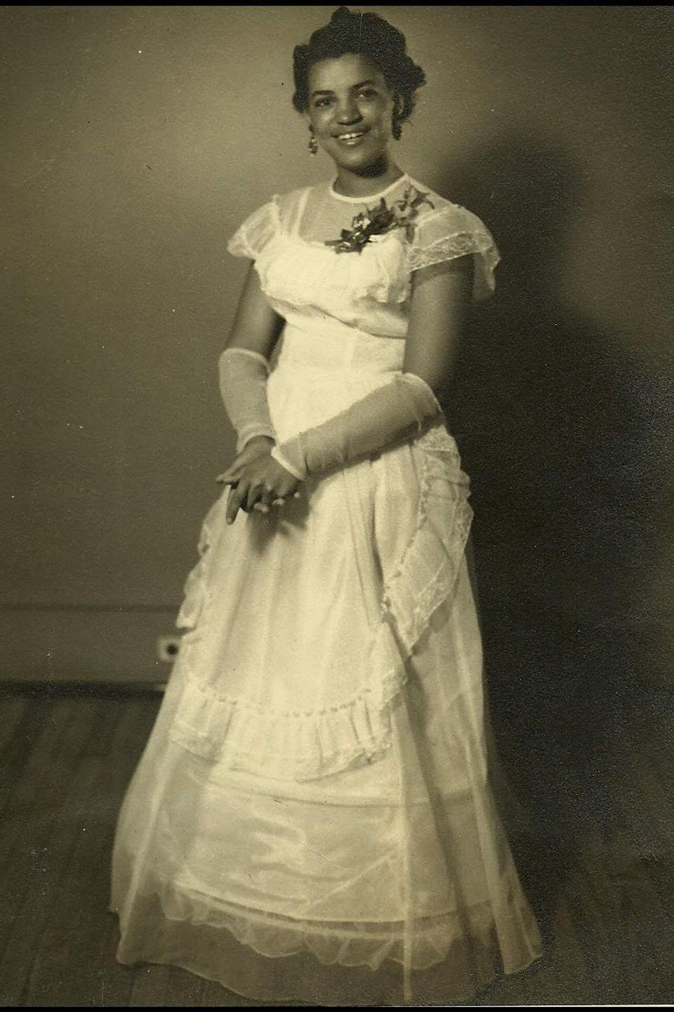 Nettie elizabeth toomer  a sophomore at north carolina college 1950
