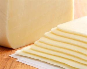 Sliced mozzerella cheese