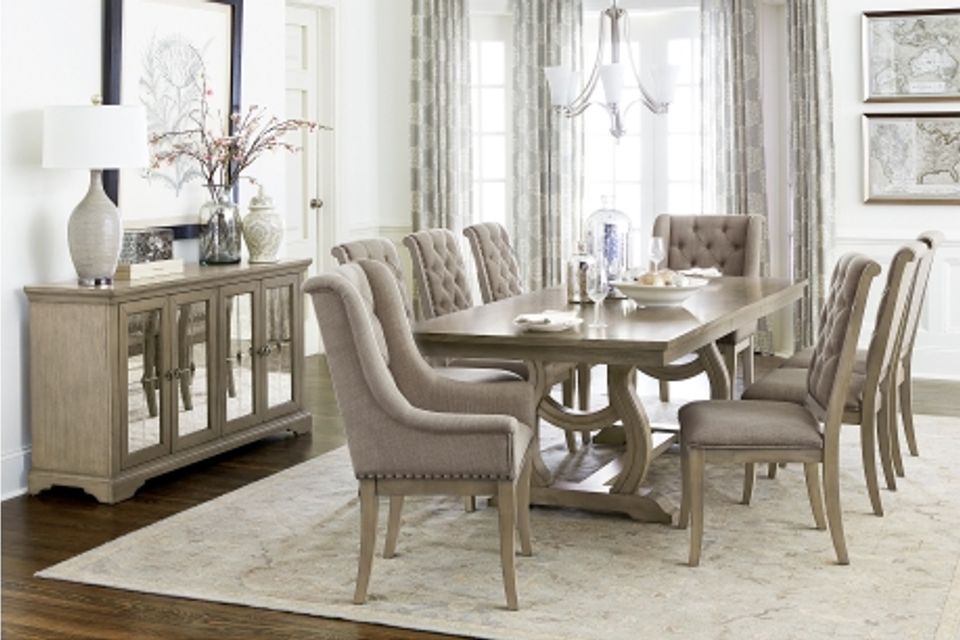5442 96 dining  m
