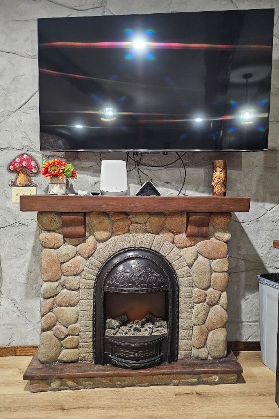 Unit b tv