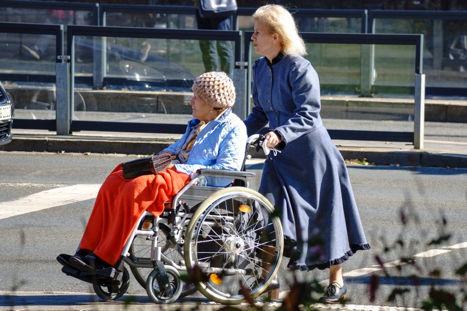 Wheelchair g1c745a42a 1920