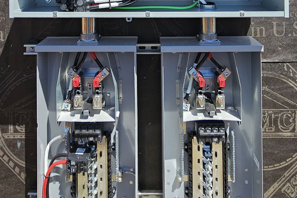 Main services panel2