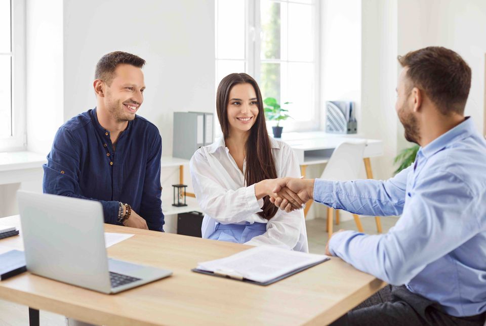 10 proactive ways to keep your web design clients happy and build long term trust