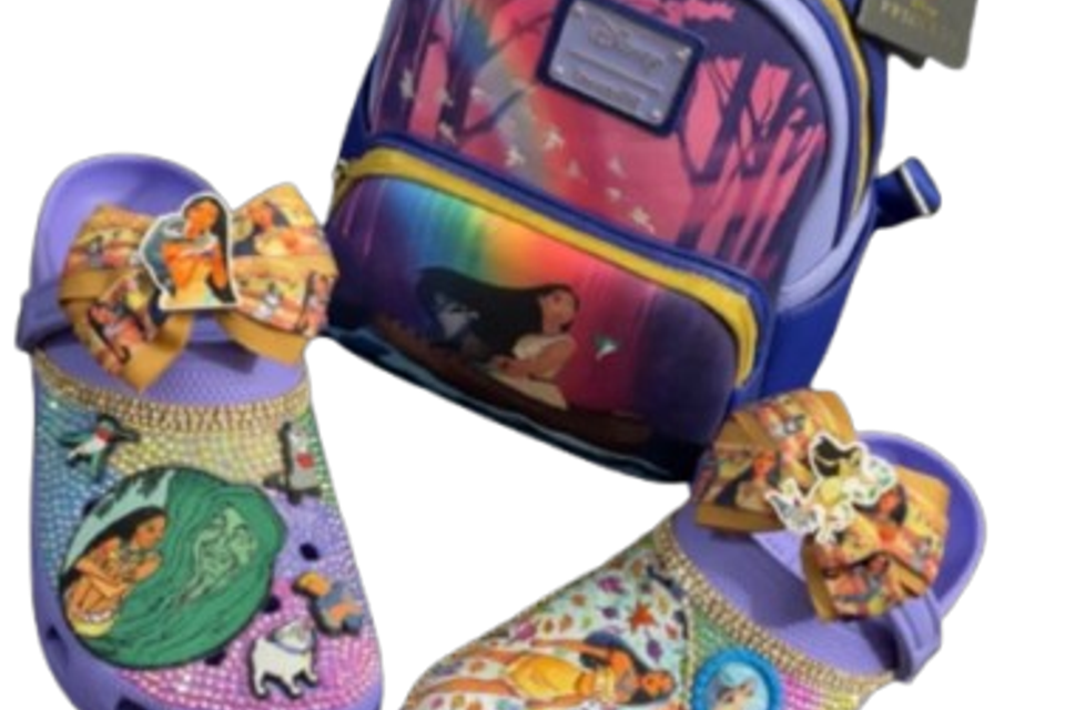 Matchingirlscrocandbookbag removebg preview