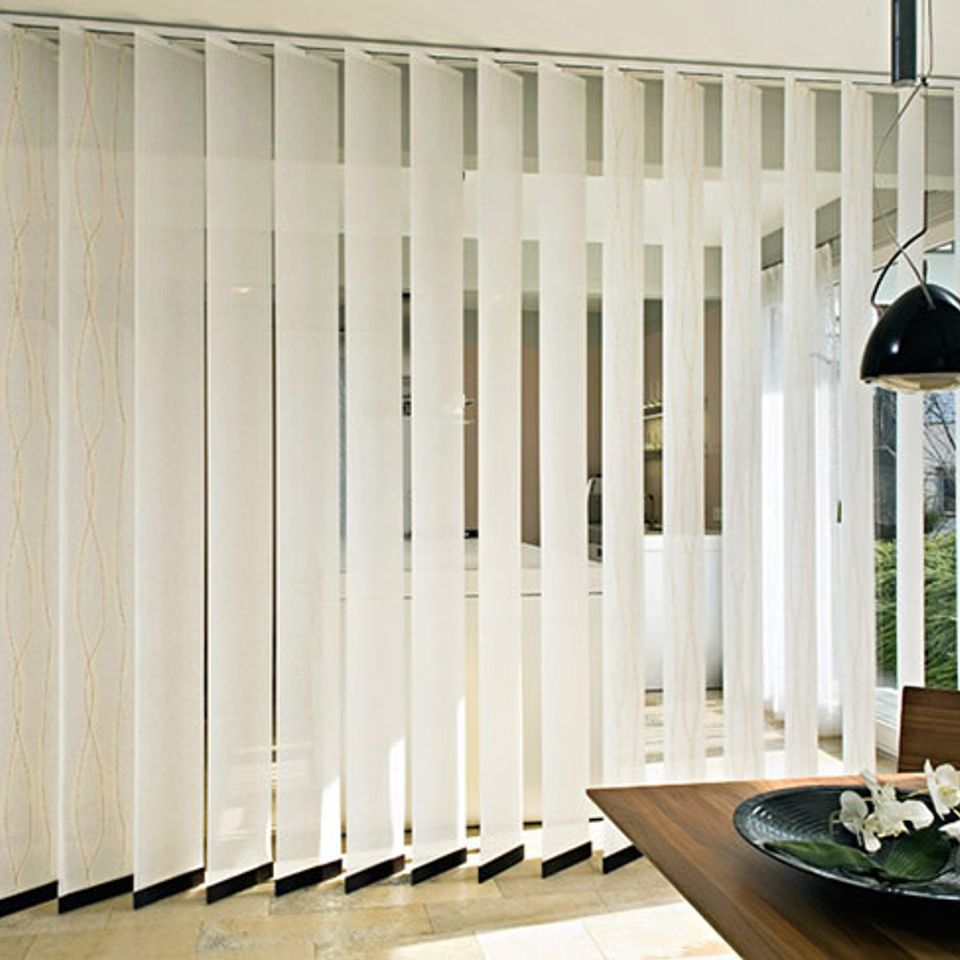 How to clean vertical blinds