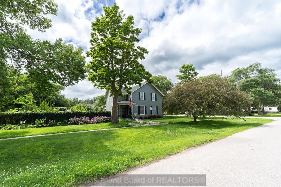 404 d street shelton ne 68876 e 8