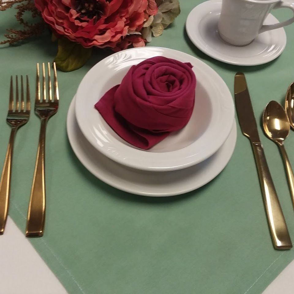 Gold flatware 1368w