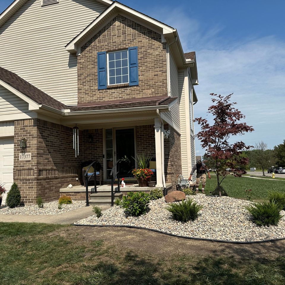 Upt o date landscape maintenance job done by Vic's Landscaping of Michigan
