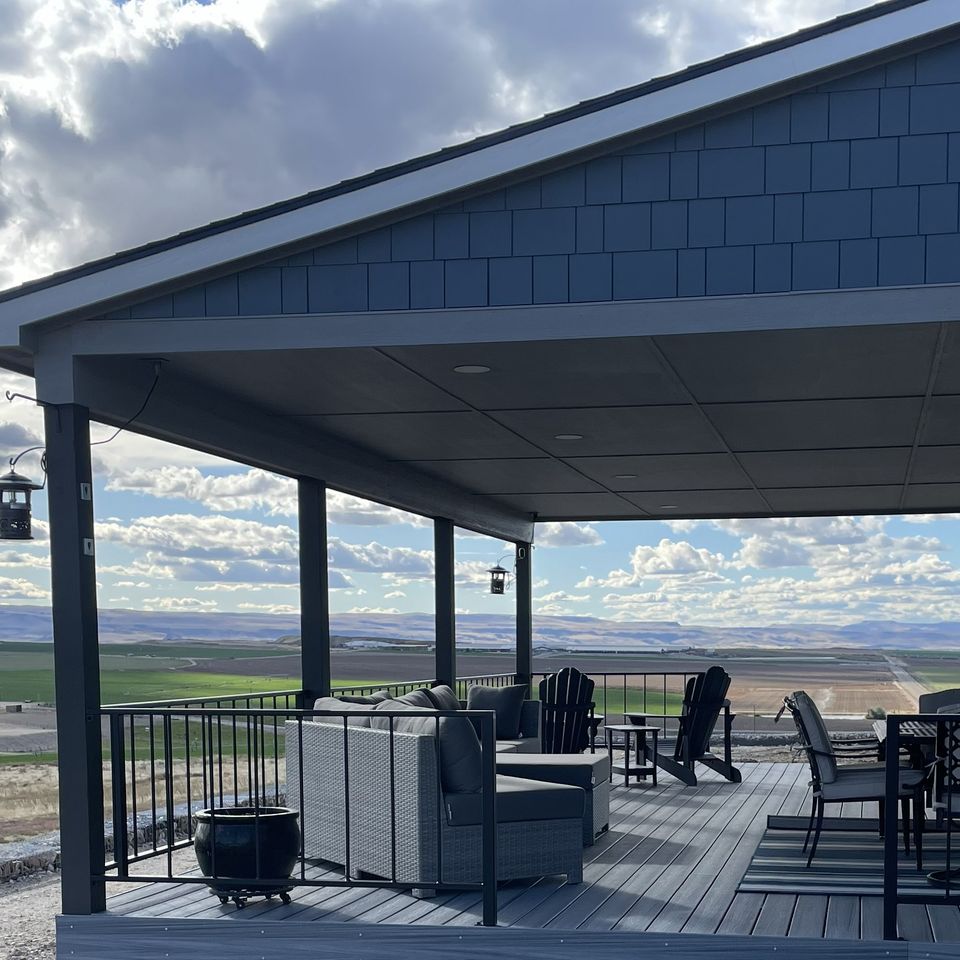 Deck railing 1