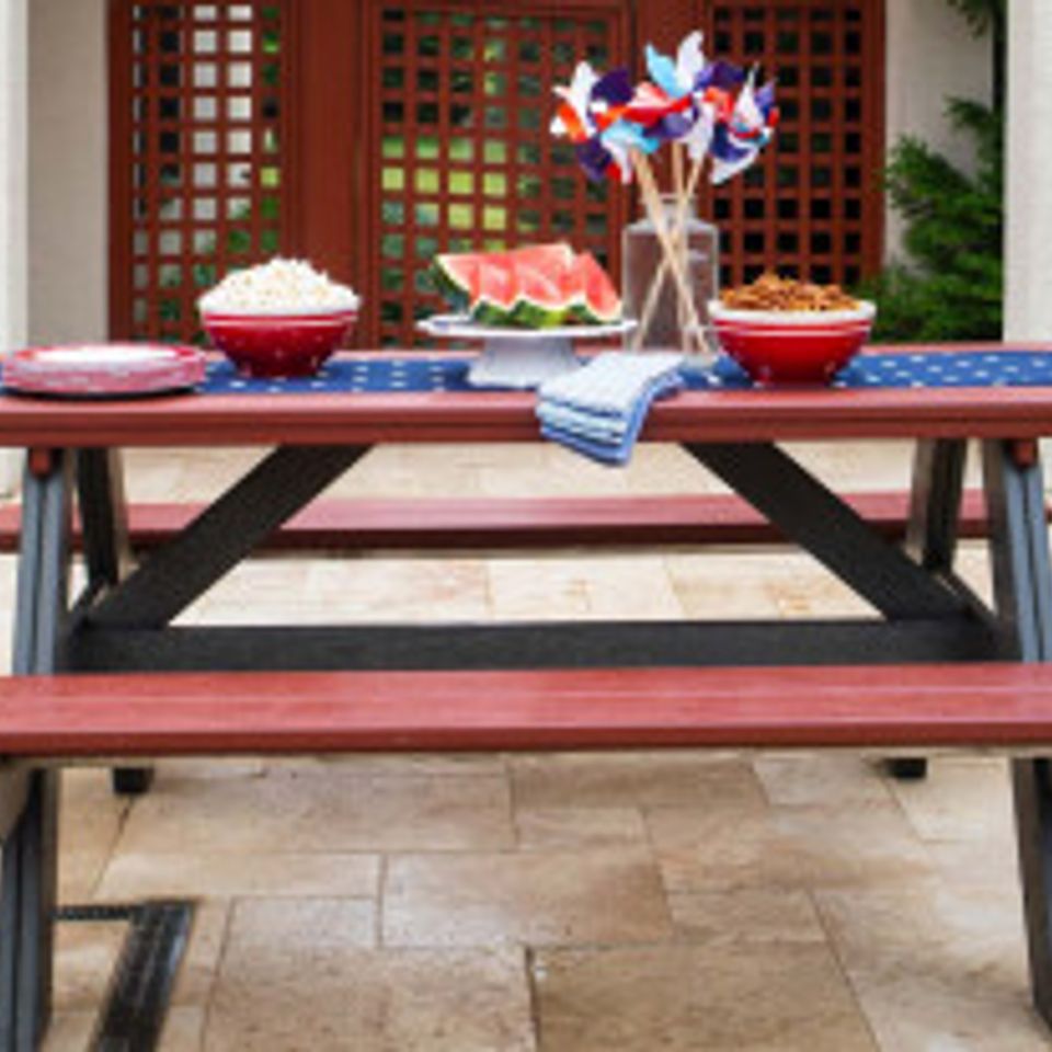 Clu4585fp breezesta outdoor space carousel slider 1278x840 patio picnic
