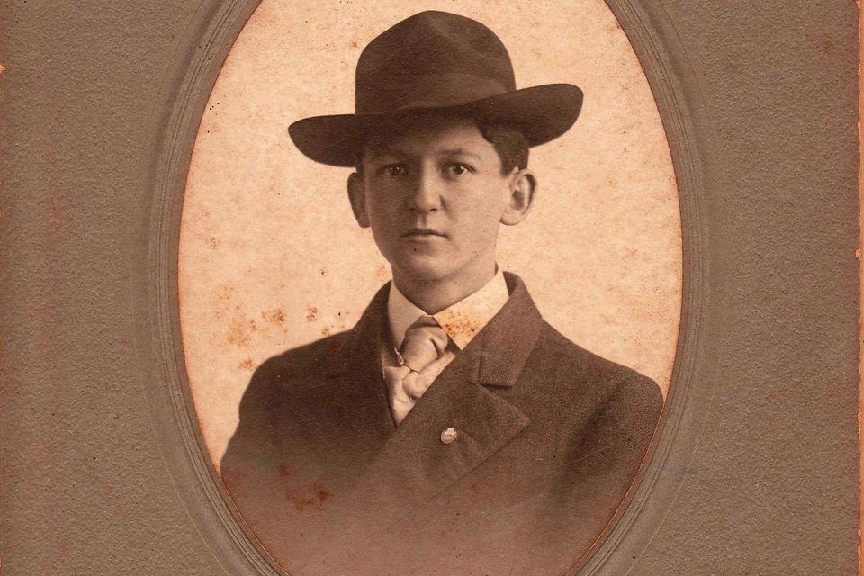 Tom burger (blakeney collection)