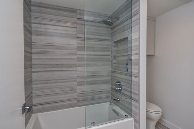 Whitehaven downstairs bathtub