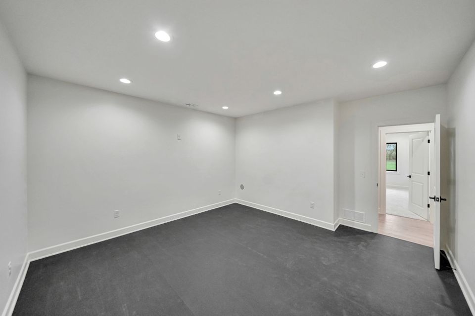 3611 tree line dr 80