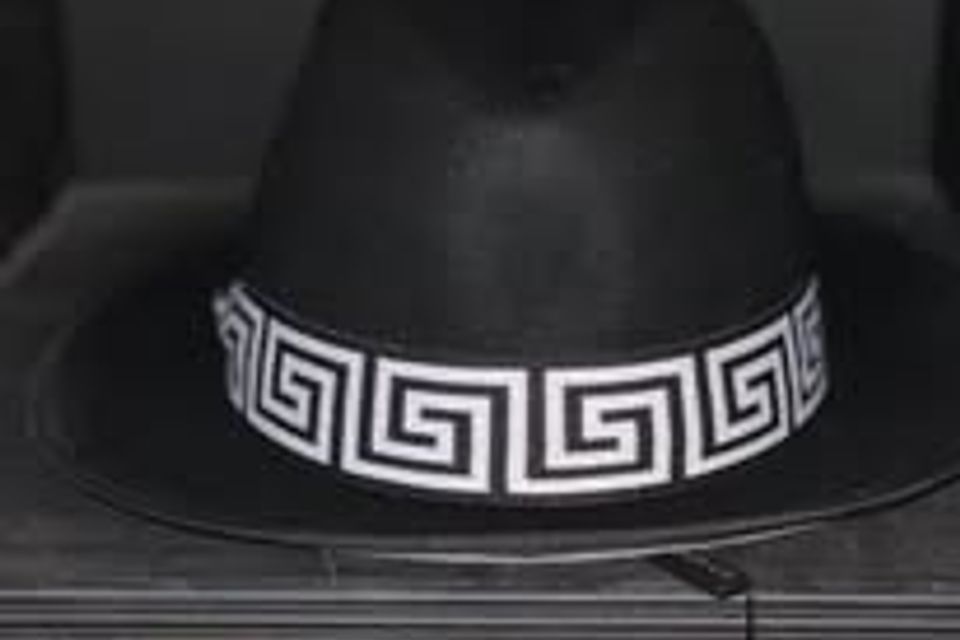 489676336 1236260598505788 7129077383678537247 n