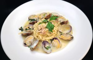 7. linguine with clam