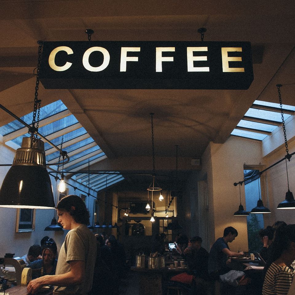 Lead magnet coffee 2572522 1920