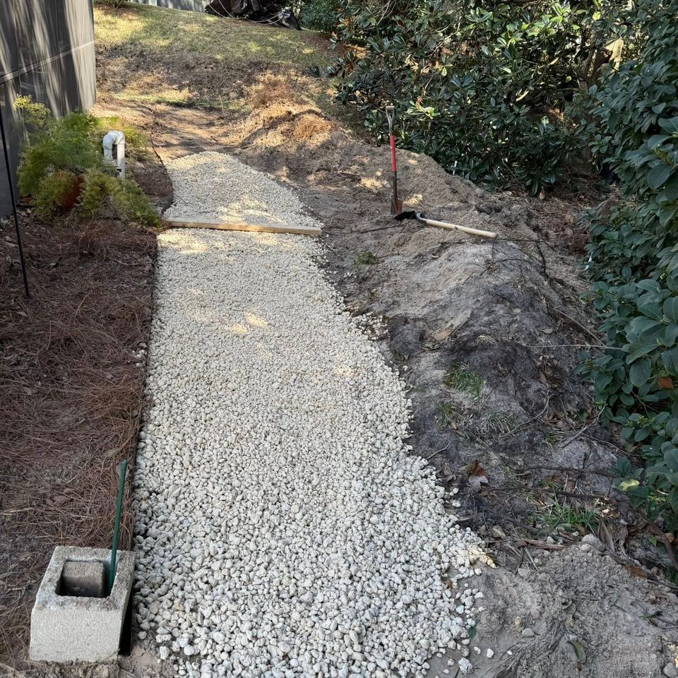 Material being laid out after delivery by JNJ Hauling Solutions of Citrus County