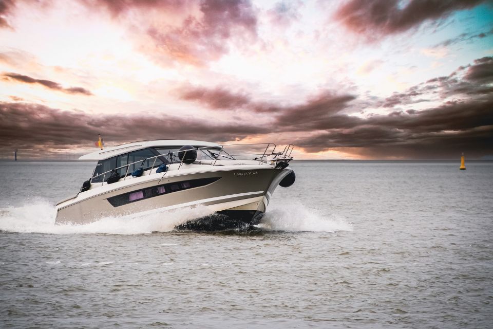 Speedboat g086b752ff 1920