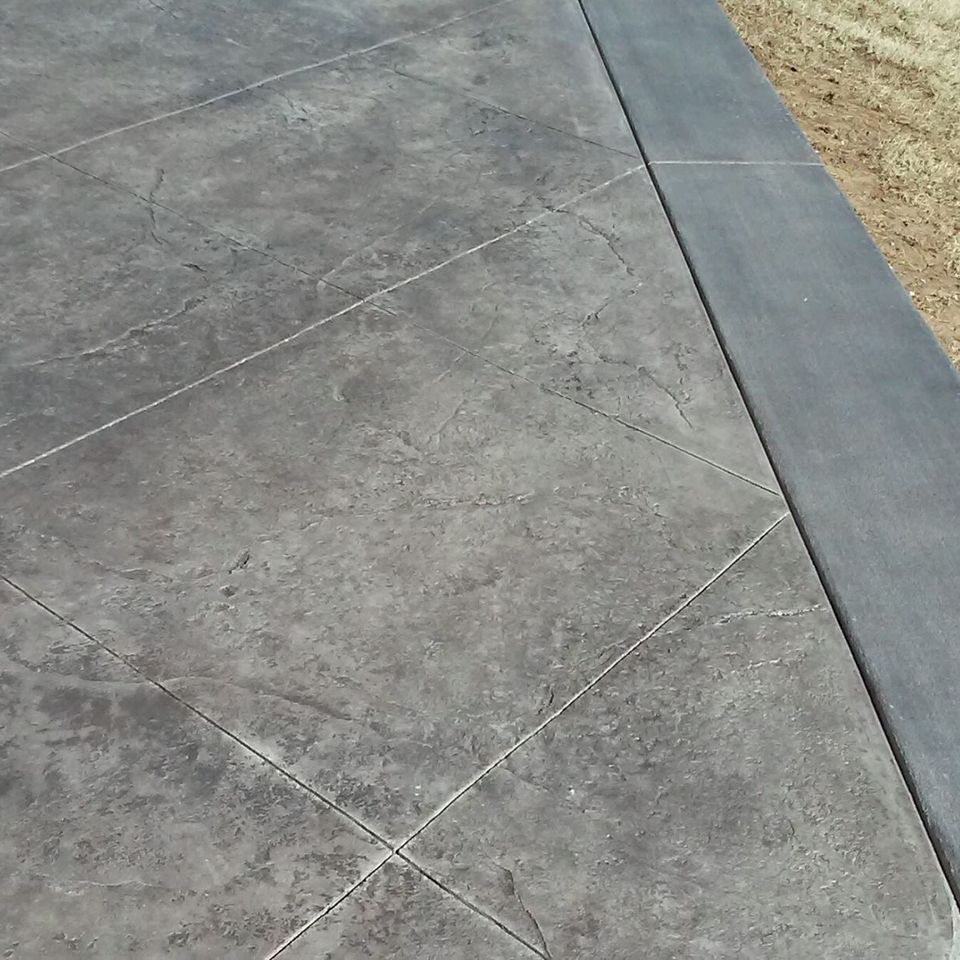 Patio  stamped   stained with edge 1 820170130 24351 ii1m2j