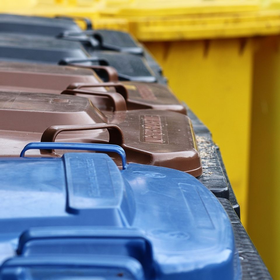 Garbage cans gc73886a75 1920