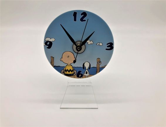 Clock peanuts
