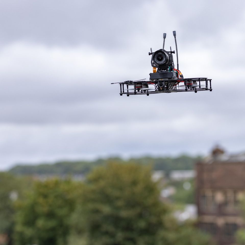 Drone gd771bdac7 1920