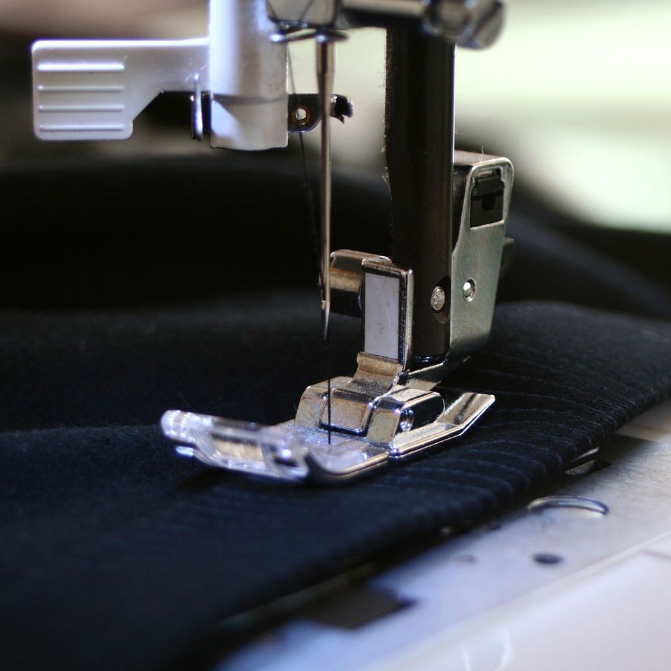Sewing machine 54e6d7474f 1920