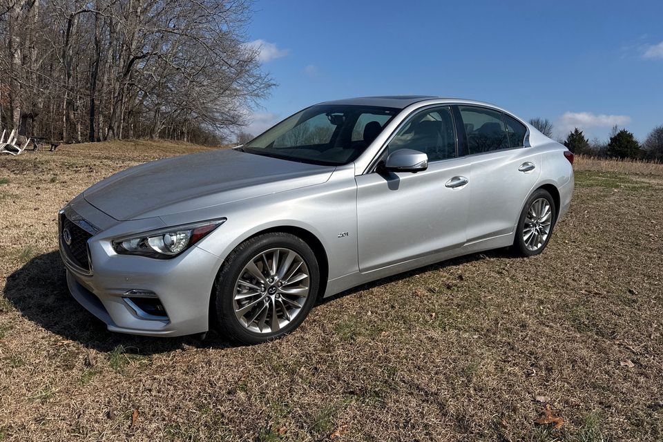 Infiniti hazel green