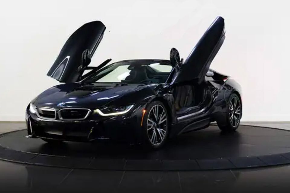 Bmw i8 black