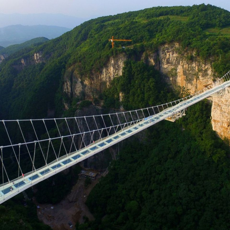 Gty china glass bridge2 hb 160613 16x9 1600