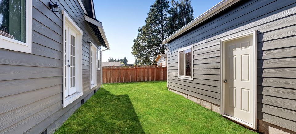 DML Siding and Windows, hail damage to siding, siding repair, siding installation